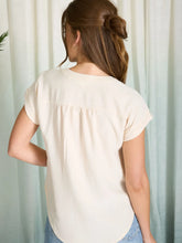 Load image into Gallery viewer, taupe s/s button down