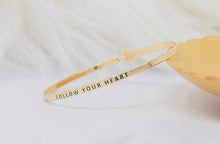 Load image into Gallery viewer, cari arm charms