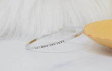 Load image into Gallery viewer, cari arm charms