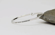 Load image into Gallery viewer, cari arm charms