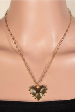 Load image into Gallery viewer, gold dipped heart necklace
