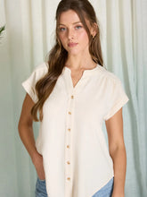 Load image into Gallery viewer, taupe s/s button down
