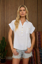 Load image into Gallery viewer, button stripe top
