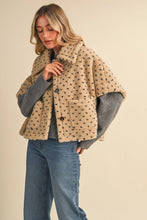 Load image into Gallery viewer, polka dot Sherpa cape

