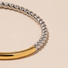 Load image into Gallery viewer, twisted cuff
