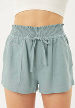 Load image into Gallery viewer, linen pocket shorts
