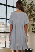 Load image into Gallery viewer, seersucker dress
