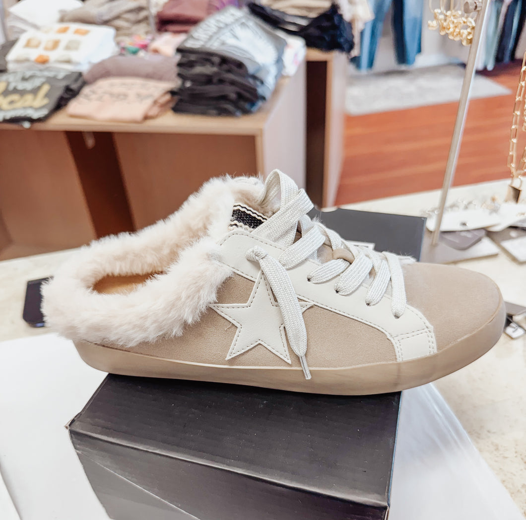 slide sneaks