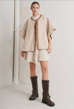Load image into Gallery viewer, woven felt caplet
