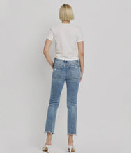 Load image into Gallery viewer, high rise ankle jean
