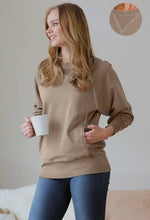 Load image into Gallery viewer, pocket sweatshirt
