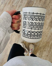 Load image into Gallery viewer, wavy mug
