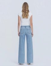 Load image into Gallery viewer, light high rise wide leg denim
