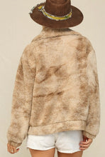 Load image into Gallery viewer, Tye dye teddy jacket
