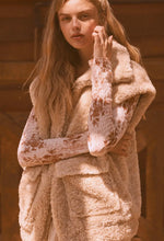 Load image into Gallery viewer, teddy vest
