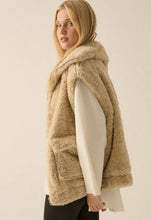 Load image into Gallery viewer, teddy vest
