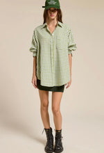 Load image into Gallery viewer, oversized gingham shirt
