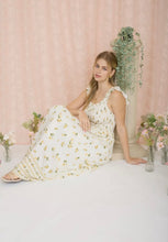 Load image into Gallery viewer, daisy dress
