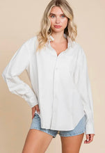 Load image into Gallery viewer, button down collar classic
