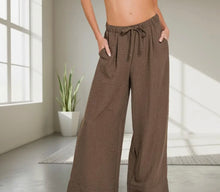 Load image into Gallery viewer, travel pant

