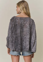 Load image into Gallery viewer, crochet cardi
