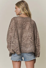 Load image into Gallery viewer, crochet cardi
