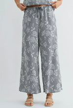 Load image into Gallery viewer, stripe floral pant
