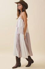 Load image into Gallery viewer, patch dress
