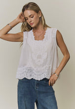 Load image into Gallery viewer, lace top
