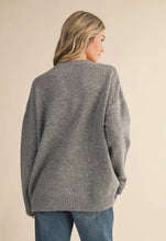 Load image into Gallery viewer, teddy bear pullover
