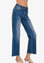 Load image into Gallery viewer, wide crop raw hem
