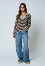 Load image into Gallery viewer, sammy sweater
