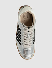 Load image into Gallery viewer, stevie sneaker
