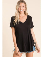 Load image into Gallery viewer, v neck pocket tee
