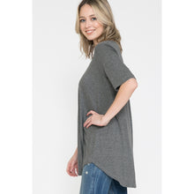 Load image into Gallery viewer, grae v neck tee
