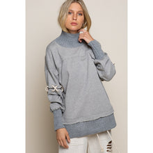 Load image into Gallery viewer, grae sweatshirt
